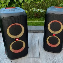 3 Month's Used Pair Of JBL Partybox 310 Speaker With Pair Of Mic