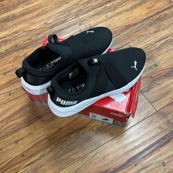 Womens Size 10 Puma Tennis Shoes 