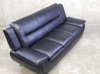 Brand New Black Leather Modern Style 2pc Sofa Set