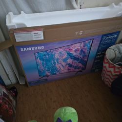 SAMSUNG OLED 55 INCH TV