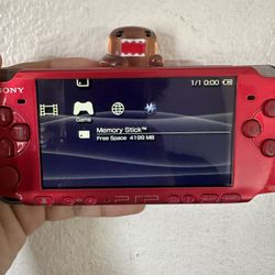 Red PSP-2000 