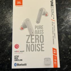 JBL Tune Bluetooth Earbuds