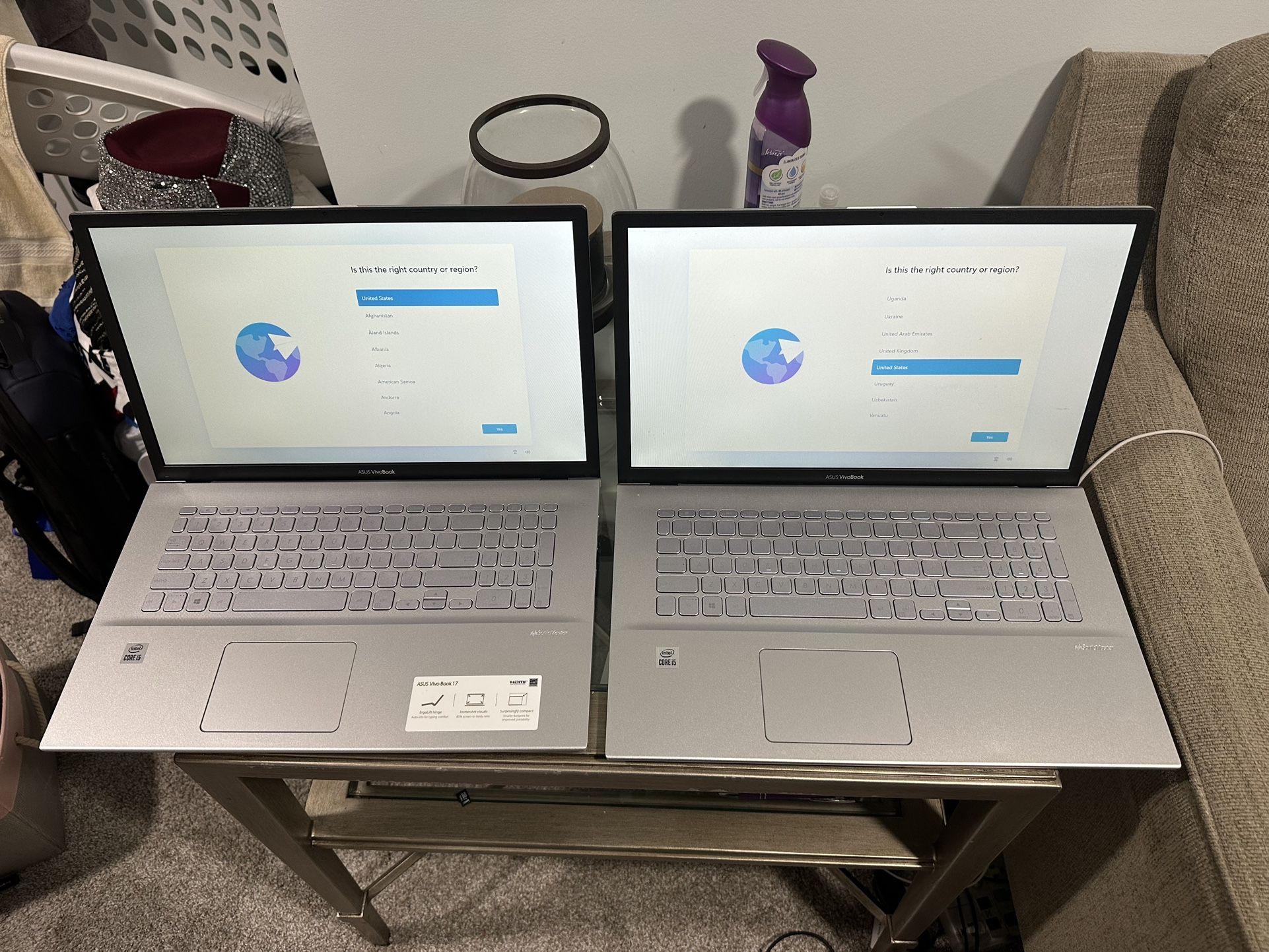 Asus  VivoBook 17 x712j Laptop