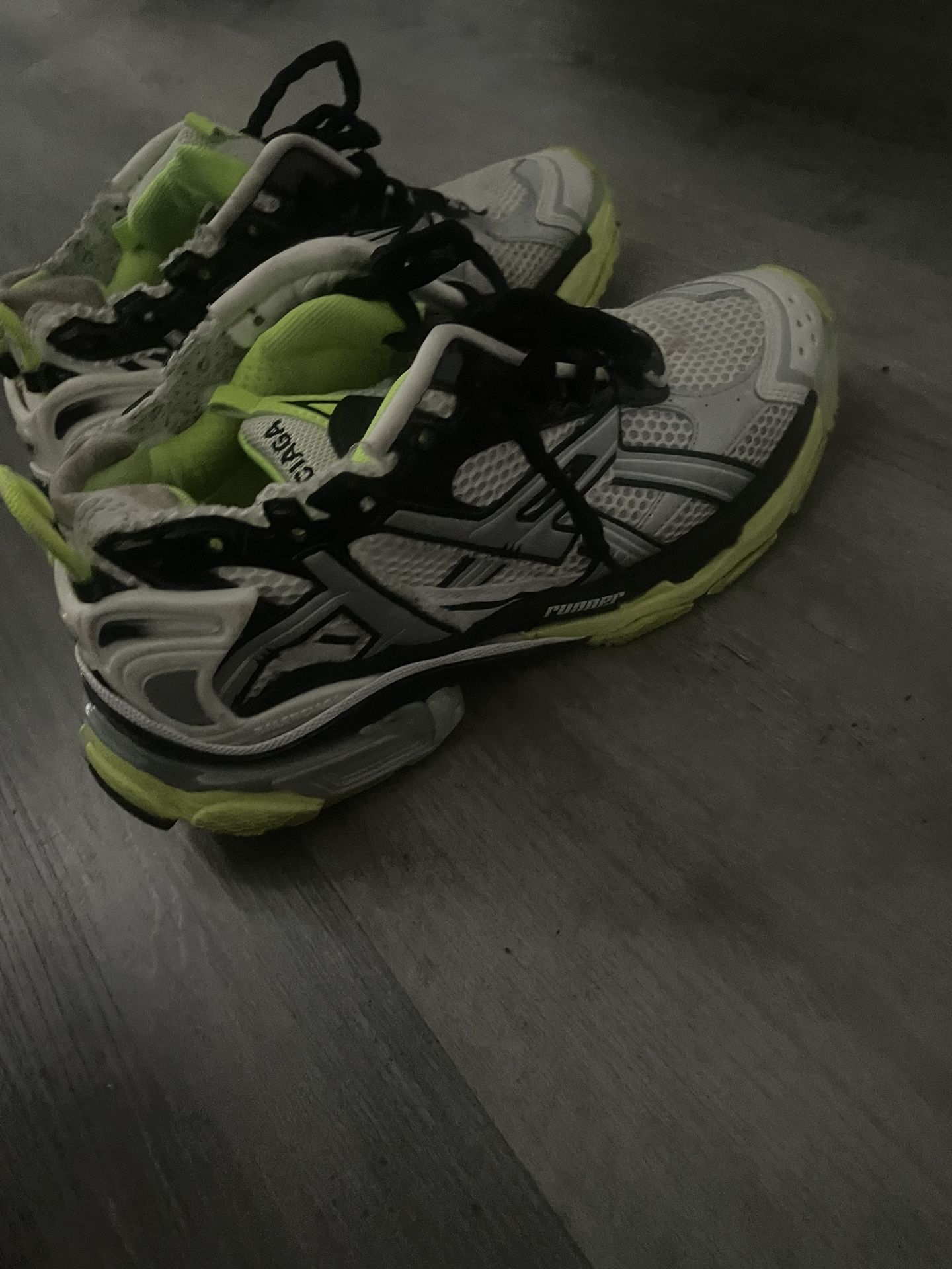 Balenciaga RUNNER 41 (26.5〜27cm) Balenciaga Runner Sneakers | Black | FARFETCH CA