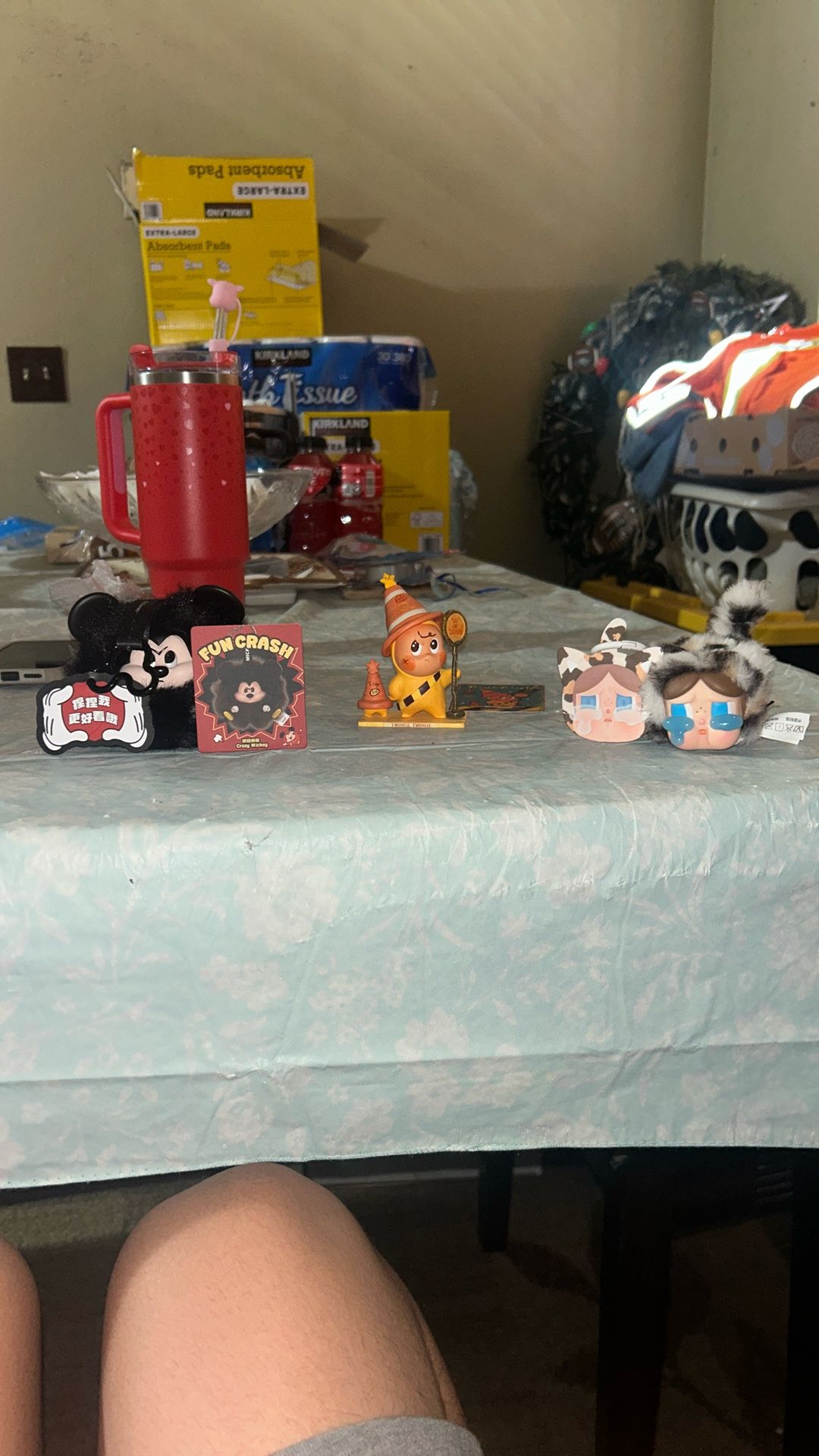 POPmart / MINISO Keychains and Figures (LOOK AT DESCREPTION)