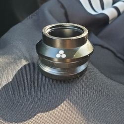 Trebol Internal Sealed Bearings Headset Good Condition Flat Black Asking $15 Firm on Price 