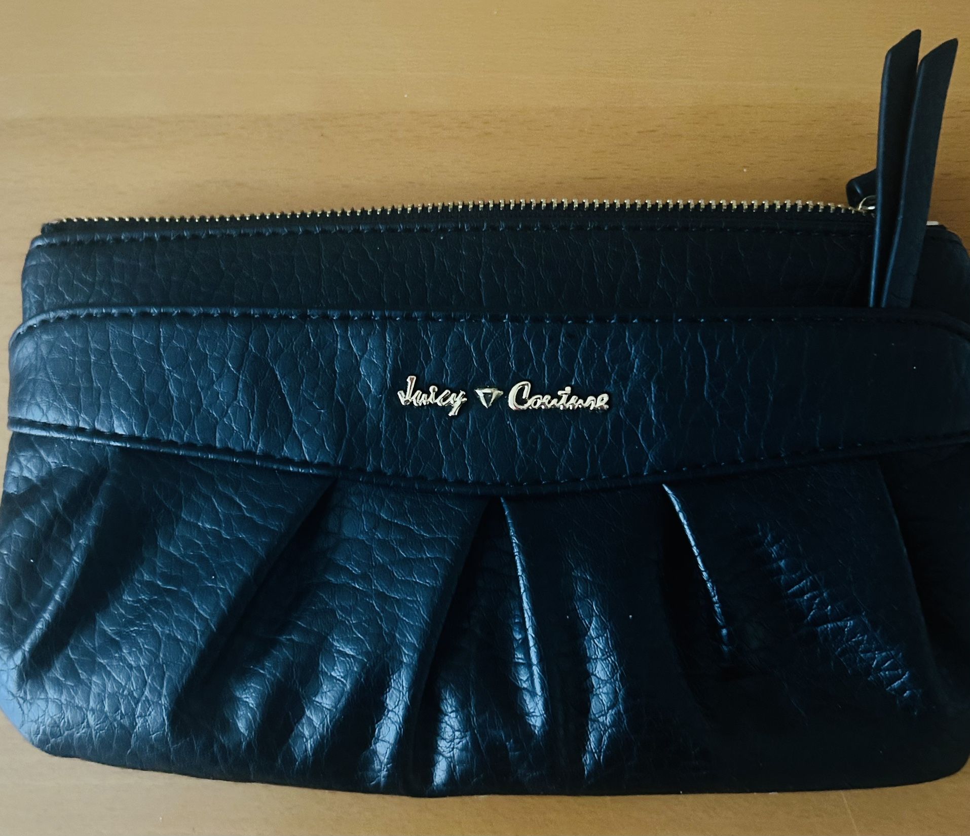 Juicy Couture Wallet Black Faux Leather Handbag Pleated Wristlet Pouch Purse