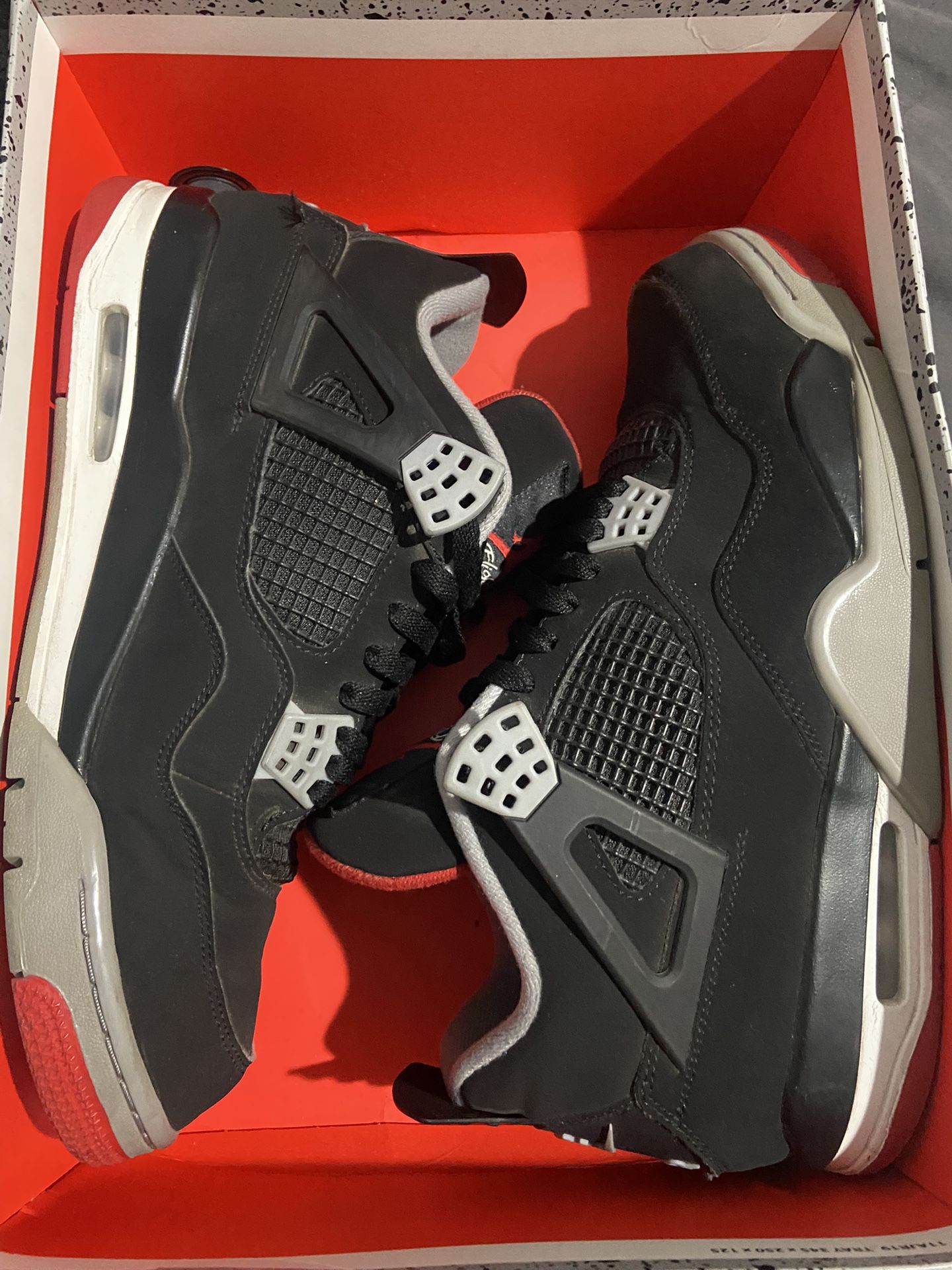 Jordan 4 Bred