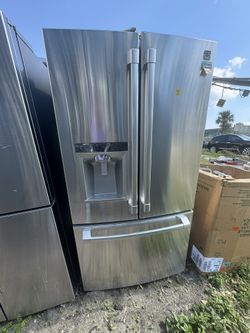 Refrigerator For PARTS