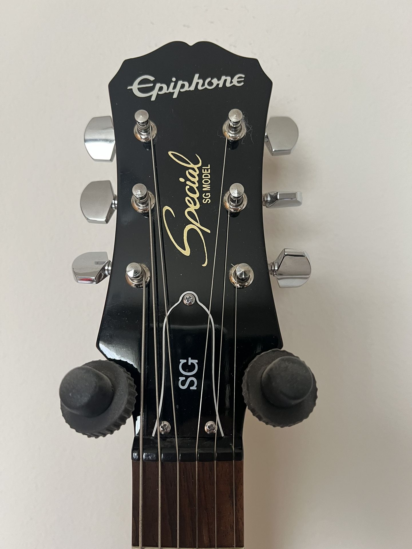 Epiphone SG Special electric guitar for Sale in Duvall, WA - OfferUp