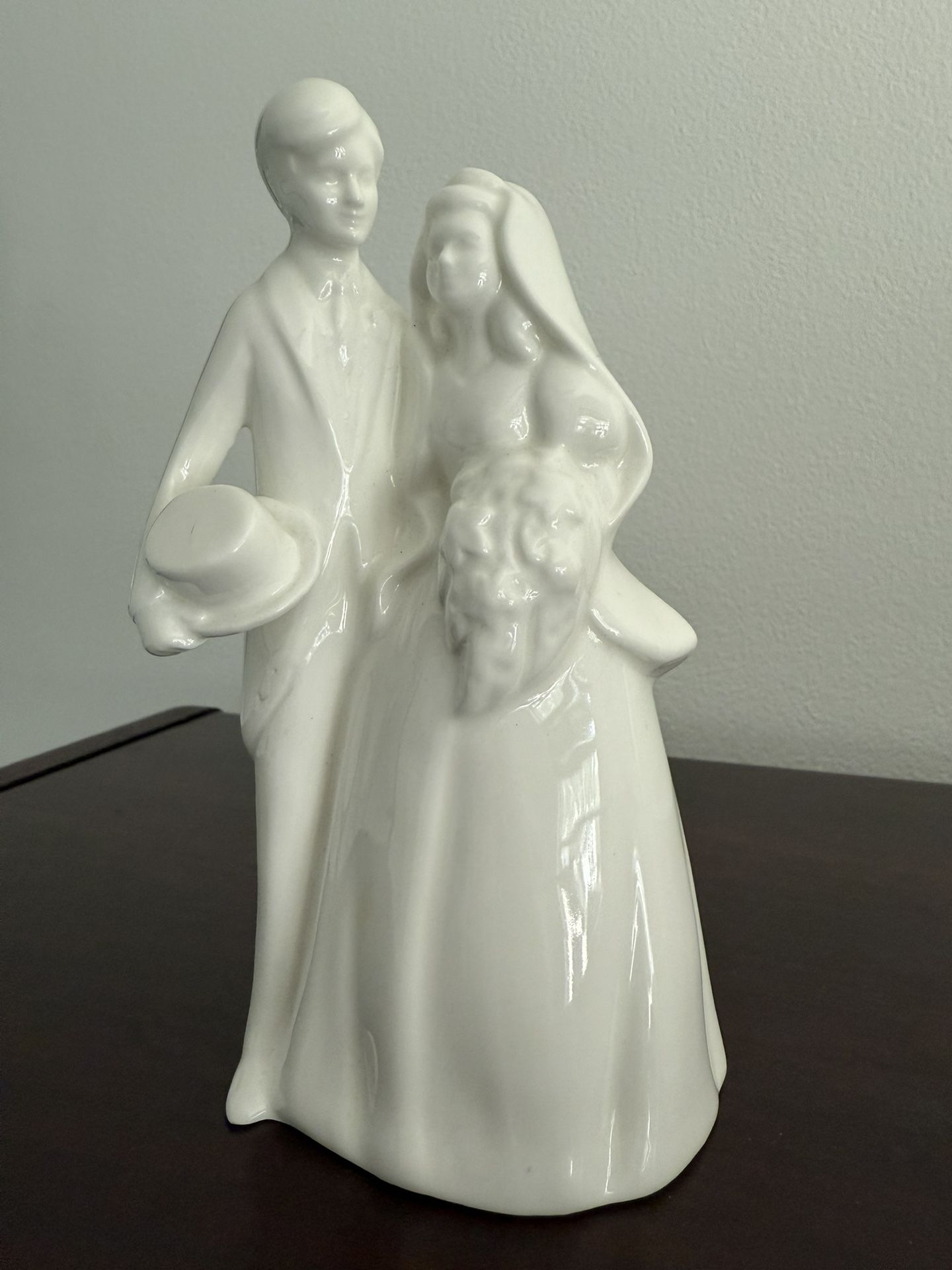 Royal Doulton Bride & Groom Cake Topper