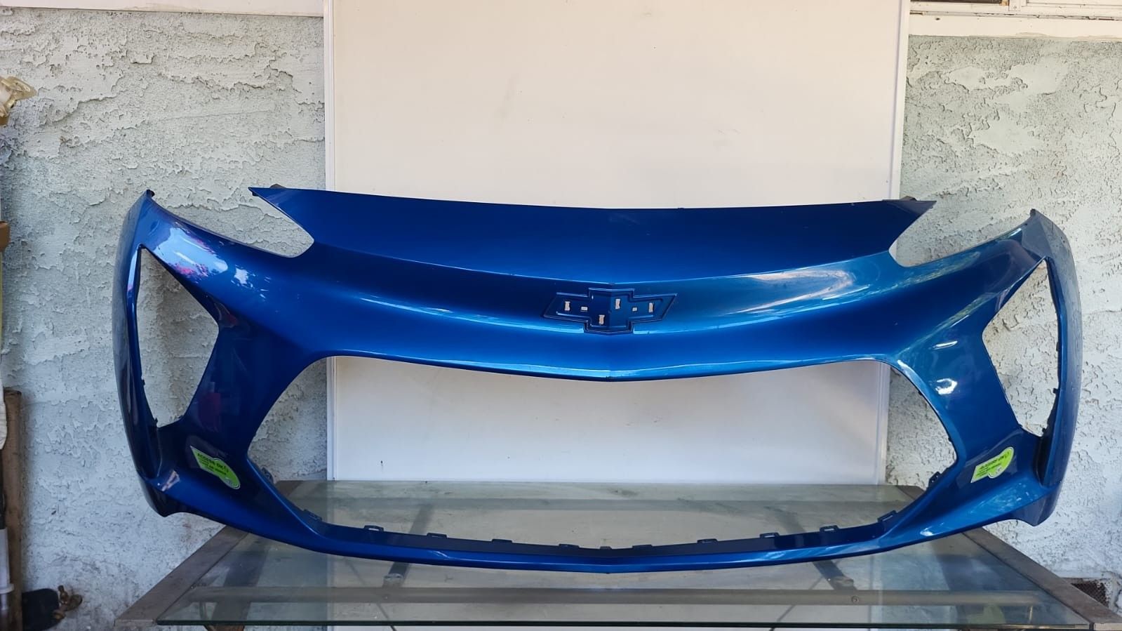 2022-2023 CHEVROLET BOLT EUV FRONT BUMPER COVER OEM