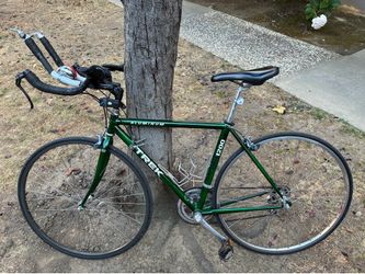 Trek 1200 Aluminum Road Bike