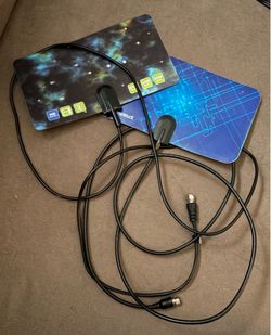 2 Indoor HDTV Antennas – Free Local TV Channels – No Cable