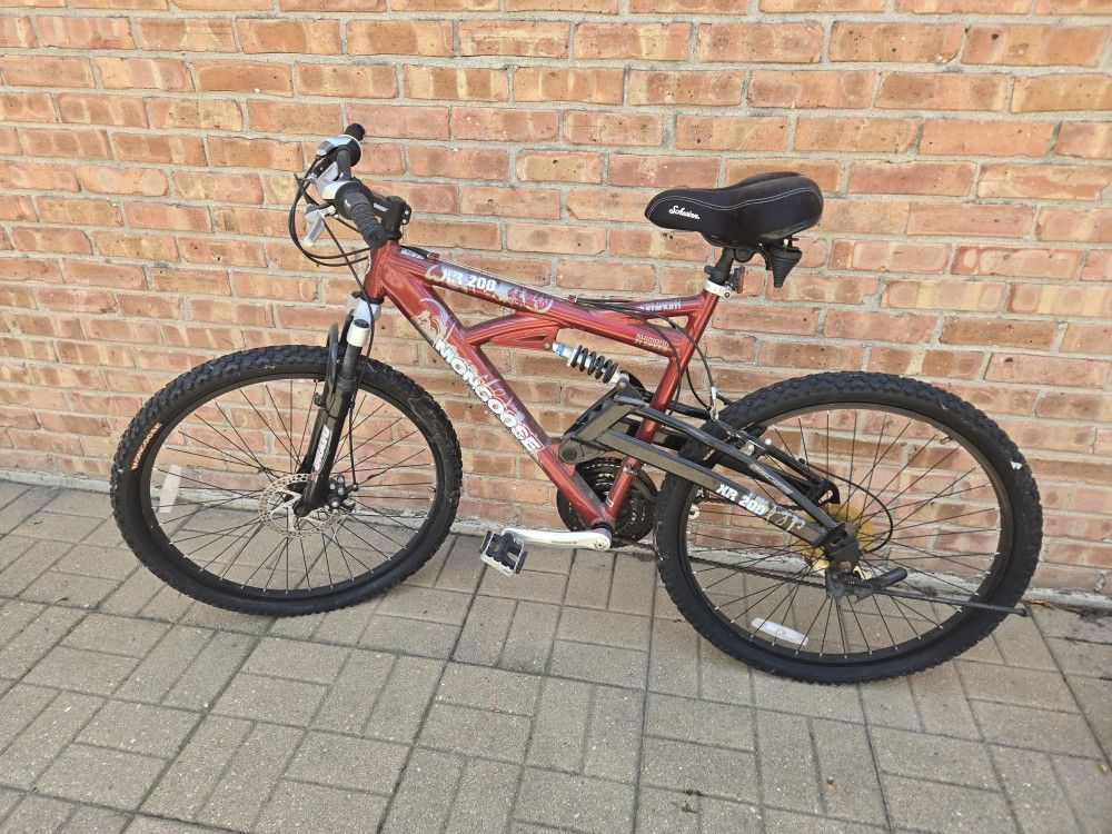 Mongoose Men’s Mountain Bike
