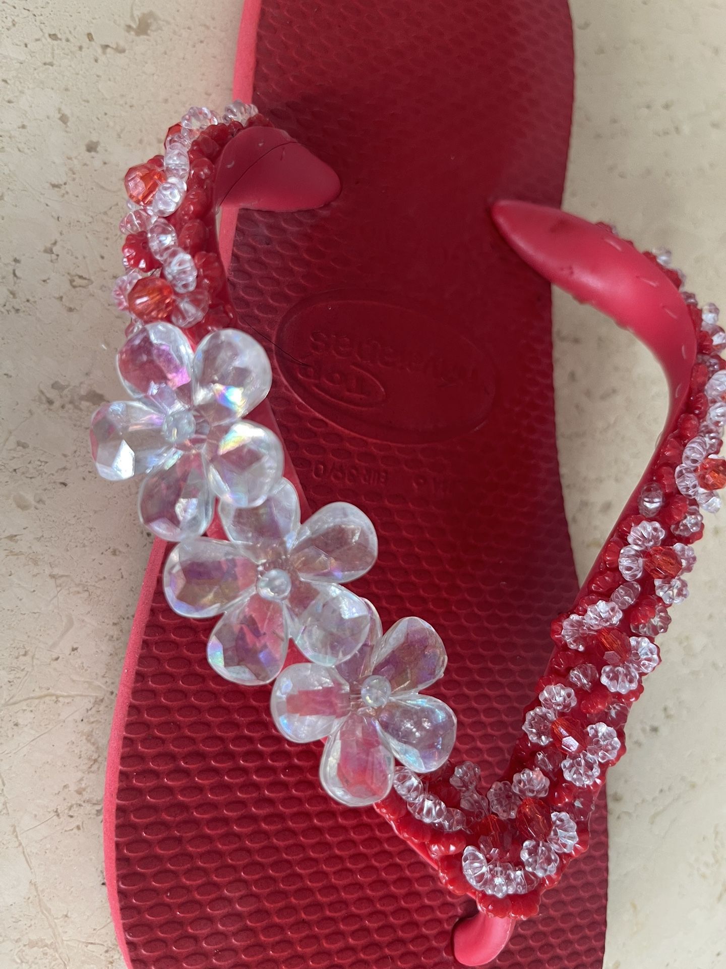 Embroidered Red Havaianas 7.5