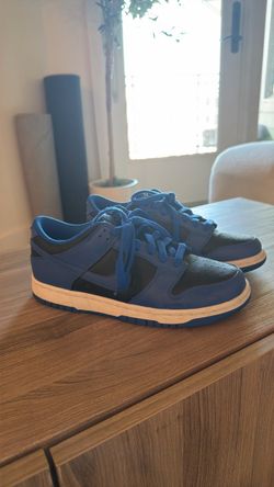 NIKE DUNKS