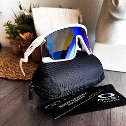 New Oakleys  Box, Pouch Cloth All Included