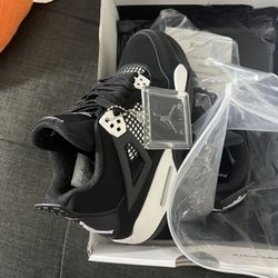 Air Jordan Retro 4 White Thunder Sz 5 