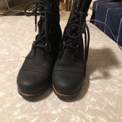 Sorel Woman’s Winter Boots 
