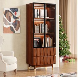 DISPLAY CASE/CABINET (BRAND NEW)