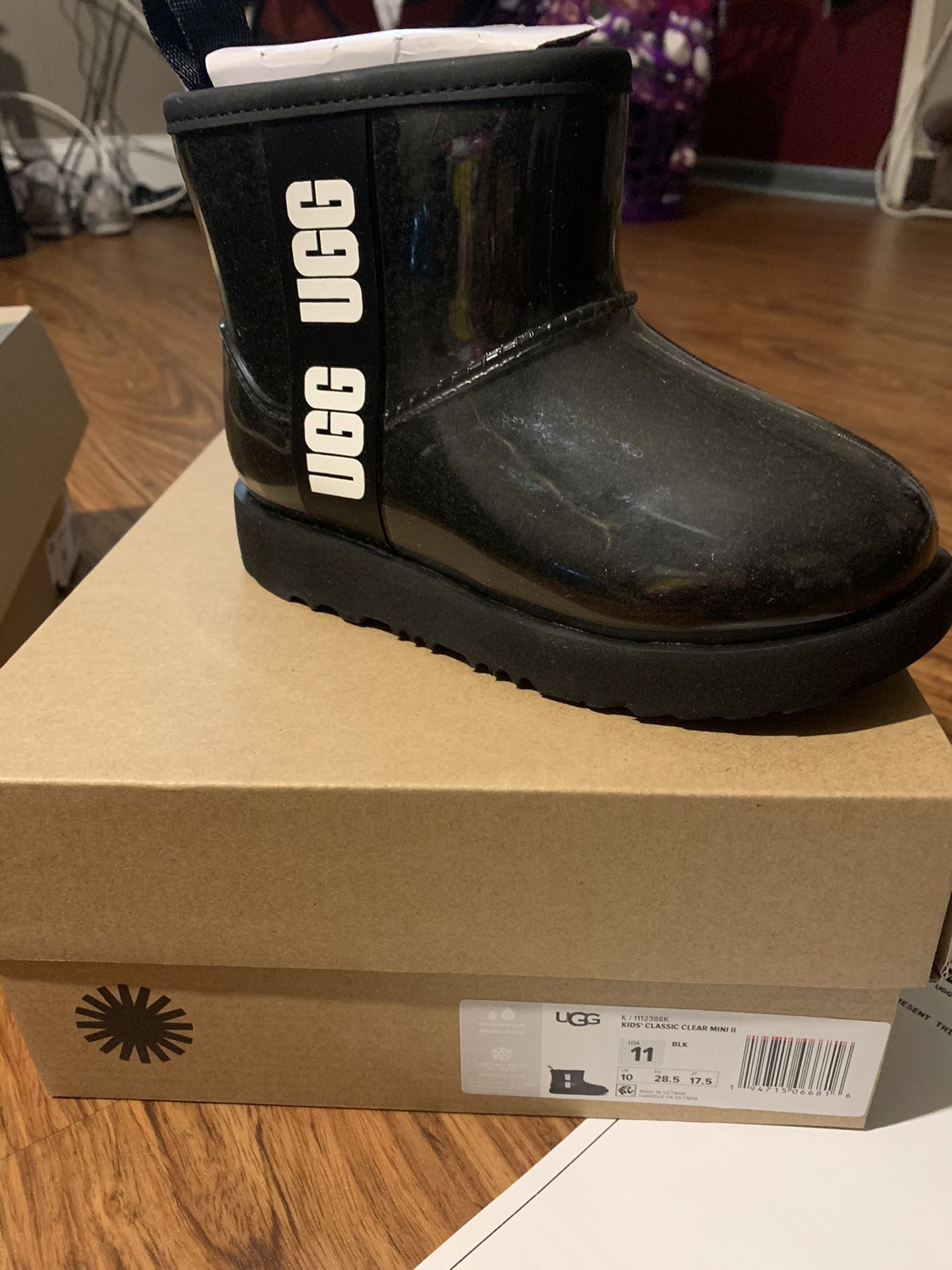 New ugg clear classic