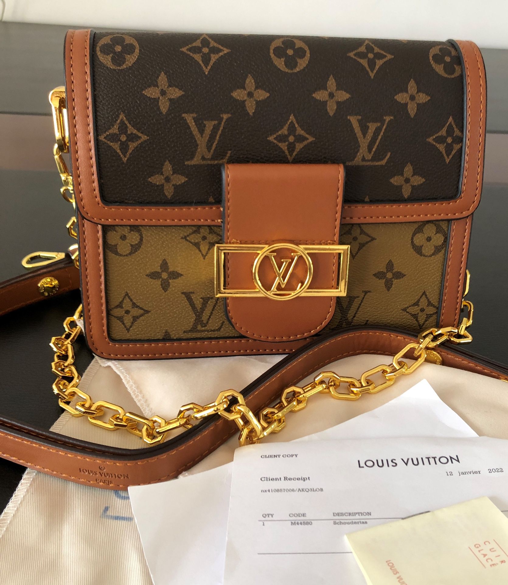 LV / Louis Vuitton bag brown messenger bag old flower handbag ladies  shoulder bag for Sale in Willoughby, OH - OfferUp