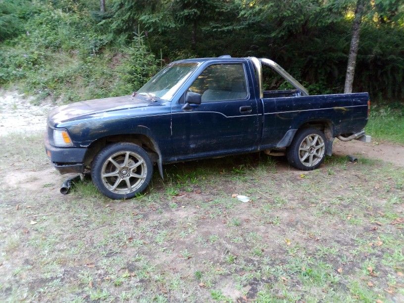 Brand New Painted 17 In Wheels And Very Lightly Used Tires Currently On 1995 2wd Toyota