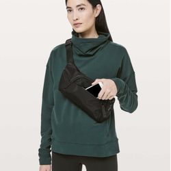 Lululemon On The Beat Belt Bag 4.5L Black
