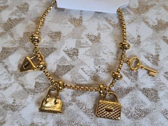 Pulsera ajustable/ adjustable bracelet