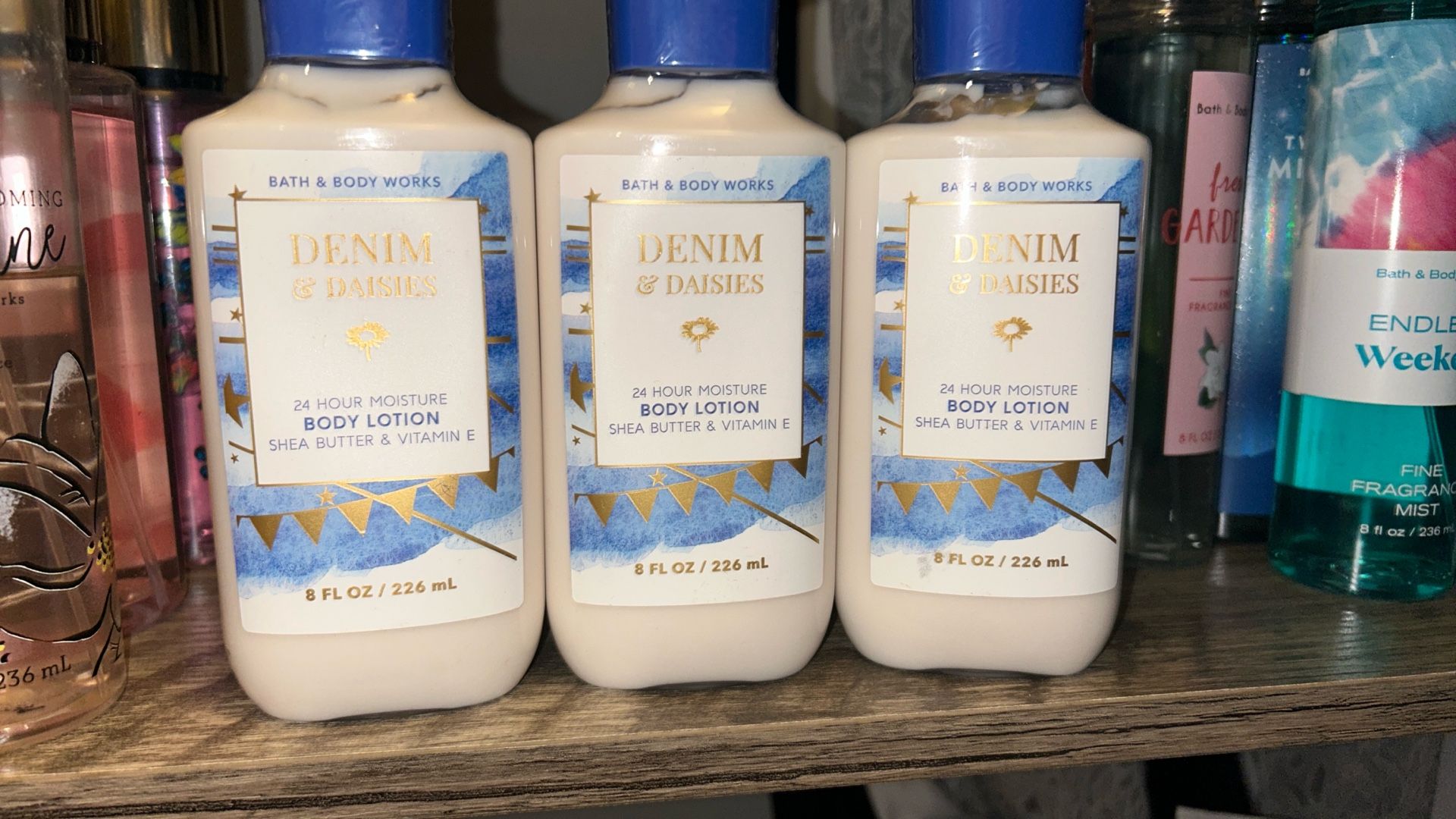 Bath And Body Works Denim & Daisies Lotions