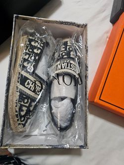 Fashion shoes