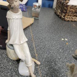 Lladro Statue