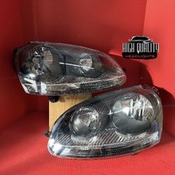 Volkswagen Jetta 2005. 2010 Headlights.