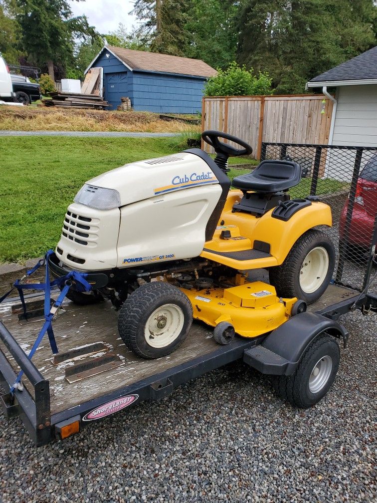 2008 Cub Cadet Tractor Lawn Mower