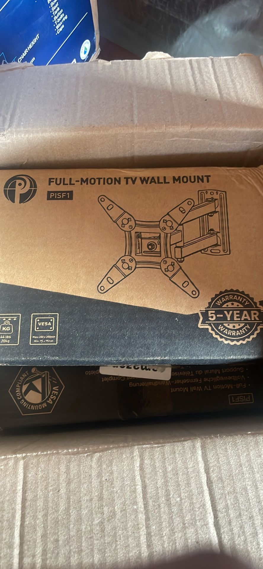 3 Full-Motion TV Wall Mount (Model PISF1)