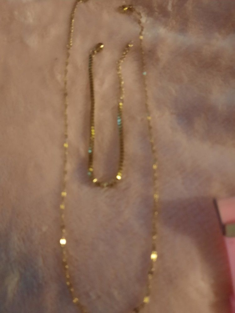 Gold Tone Chain And Bracelet