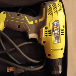 Ryobi Drill And Drilling And Driving Kit