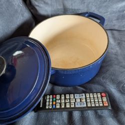4-qt Enameled Cast Iron Round Dutch Oven