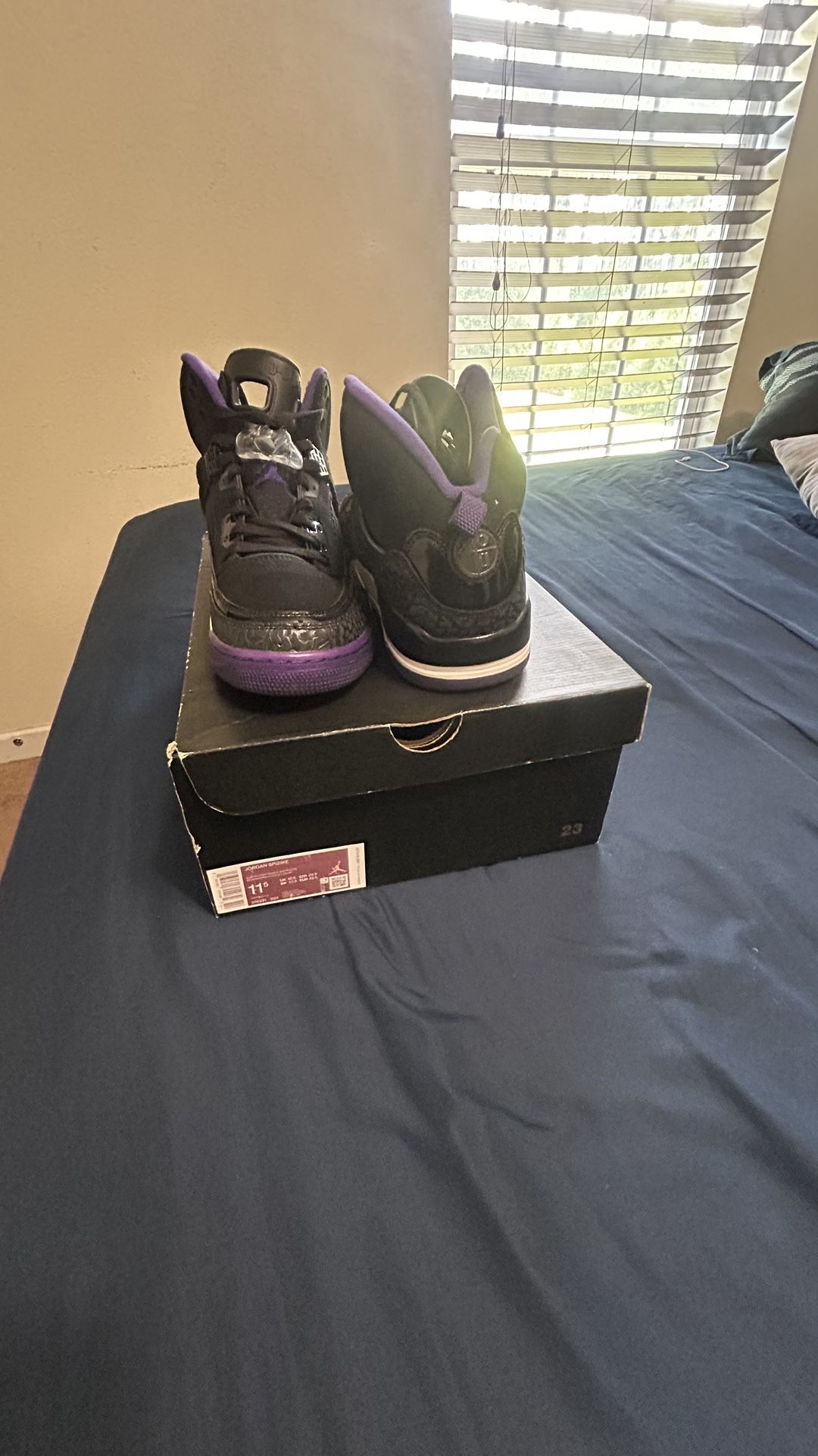 Jordan 4 Spizike
