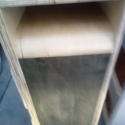 speaker boxes, very good acoustics