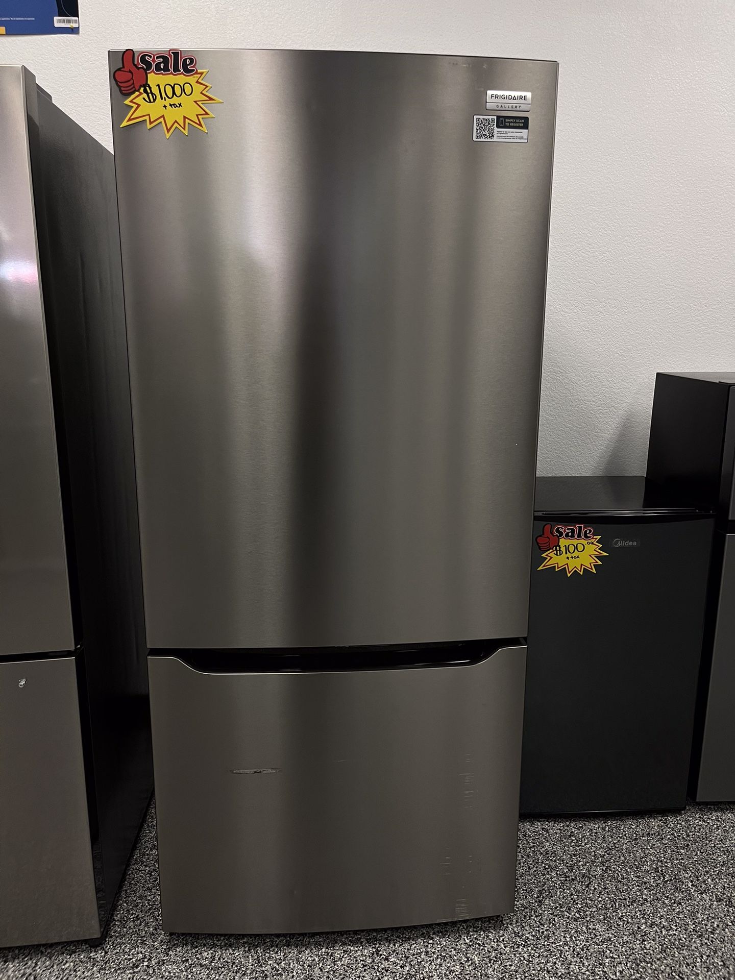 Frigidaire Refrigerator 
