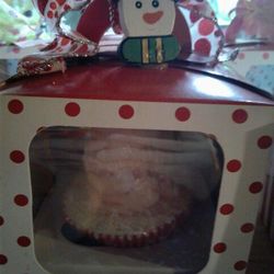 Cupcake bath fizzy gift box