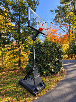 Spaulding Momentous EZ Assembly Portable Basketball Hoop