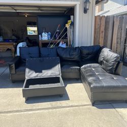 Beautiful Black Leather Sectional Sofa 