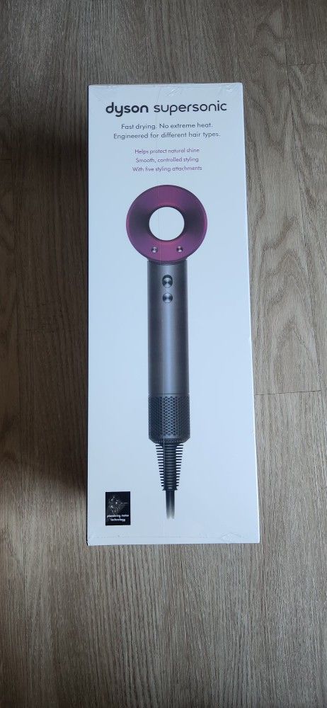 Dyson Supersonic Hair Dryer - BRAND NEW + ALL ATTACHMENTS