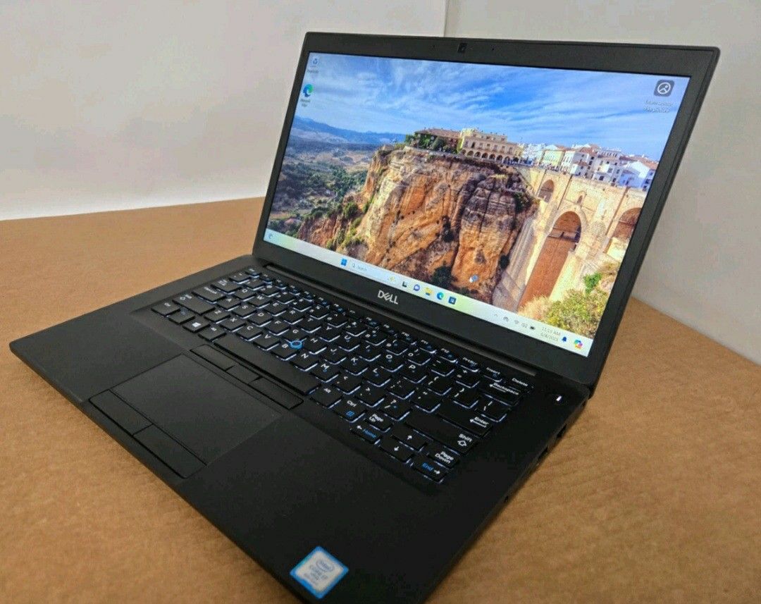 Dell Latitude 7490