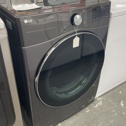New Scratch And Dent LG Dryer. 1 Year Warranty 