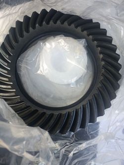 Yukon Gear and Axle YG GM14T-488T.  GM 4.88 THICK R & P.