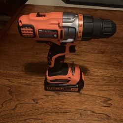 NEW!!! Black and Decker 20V Lithium Cordless Drill
